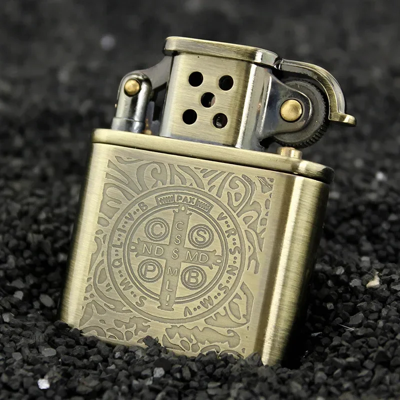 ZORRO ヴィンテージヴィンテージ真鍮防風燃料ライターグッ - Vintage Collectible Lighters のレビューと価格