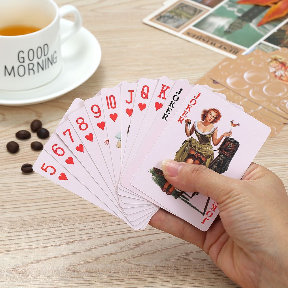 ヴィンテージセクシーなビキニビューティートランプ、かわいい女 - Vintage Collectible Playing Cards のレビューと価格